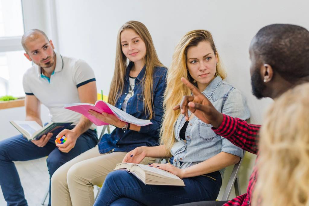 You are currently viewing The Role of Cultural Sensitivity in Education Abroad Counseling