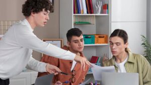 Read more about the article High School Guide to Education Abroad Counselling